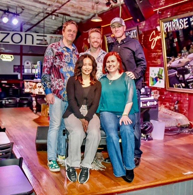 The Savannah Smiles entertainers